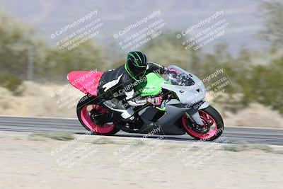 media/Dec-01-2025-Moto Forza (Mon) [[2daa91e15f]]/3-Beginner Group/Session 2 (Turn 7 Inside Pans)/